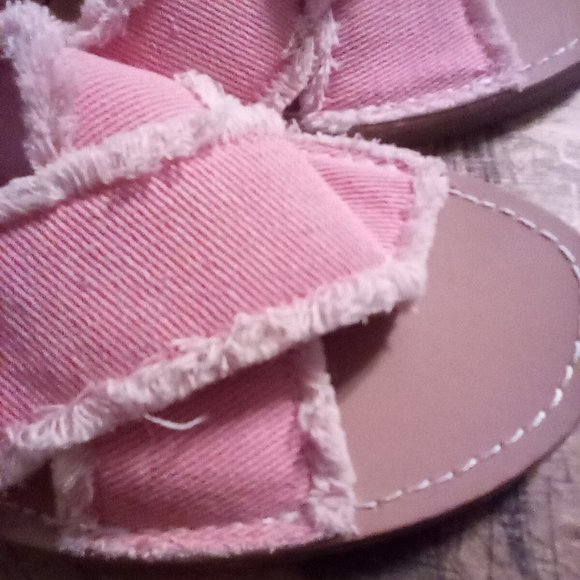 Dirty Laundry Pink Sandals size 8.5 - Picture 2 of 4
